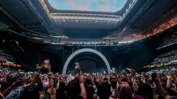 足球天堂变近邻噩梦，伯纳乌居民欲告停演唱会承办