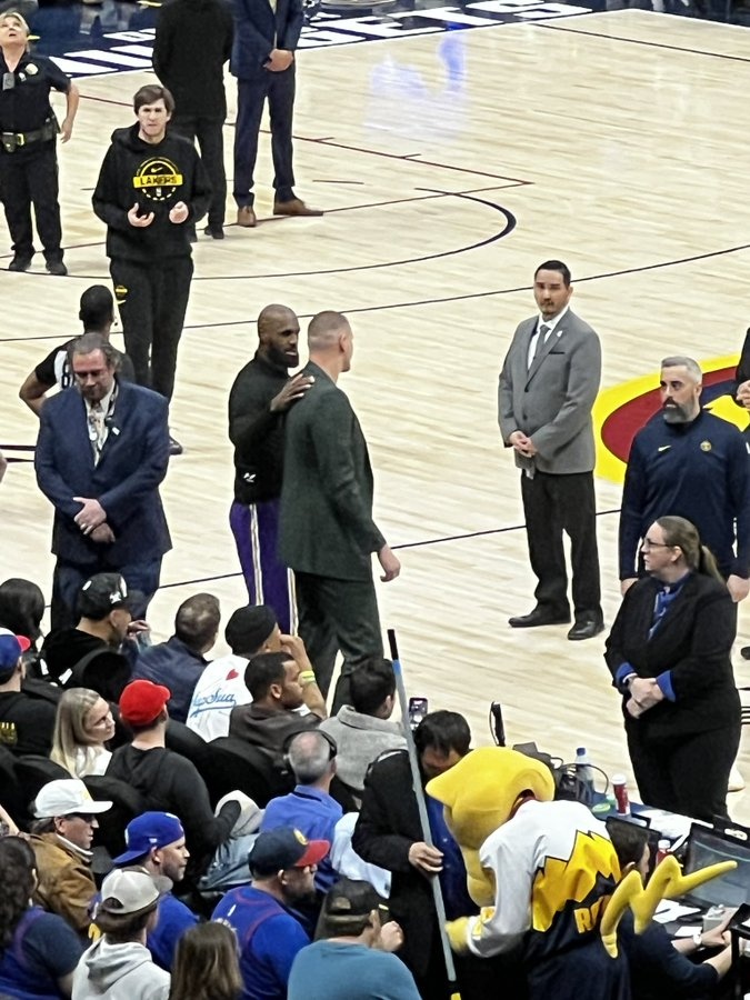 竞技宝JJB-詹姆斯：24年奥运会与约基奇的对决是我参加过的最杰出比赛之一